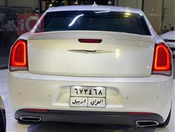 کرایسلەر 300